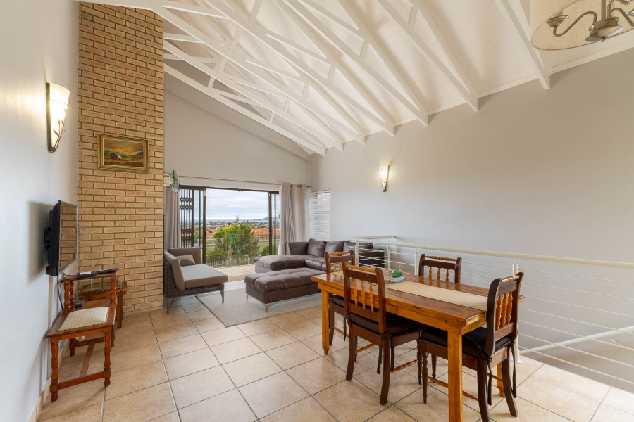 3 Bedroom Property for Sale in Menkenkop Western Cape